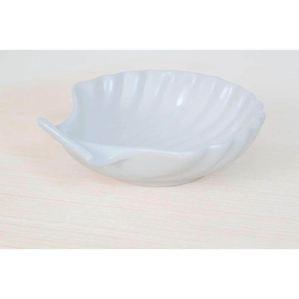 Vintage Ceramic Shell‎ Dish Made in Japan, Coastal Decor Catchall or Soap Holder